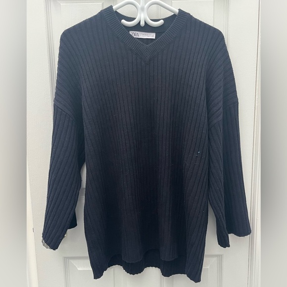 Zara Ribbed V-Neck Sweater - Picture 2 of 10